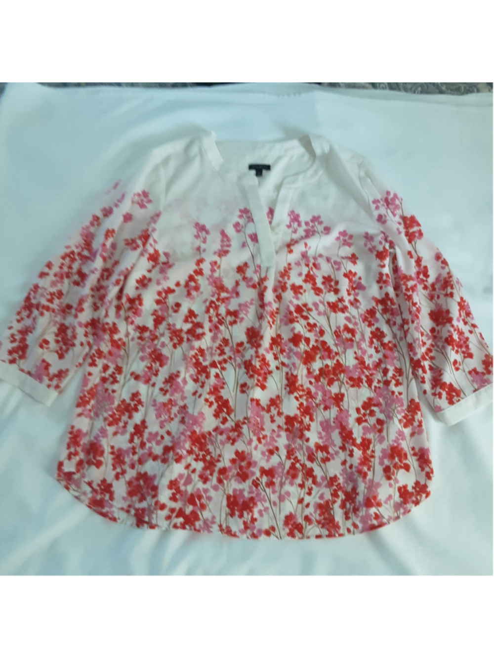 Women's TALBOTS White & Red Floral Blouse M
